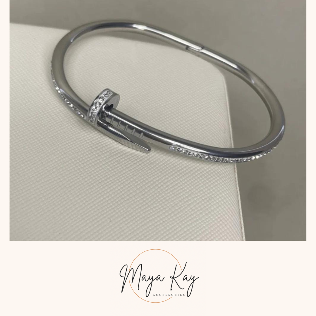 SILVER DIAMANTÉ NAIL CLIP BRACELET