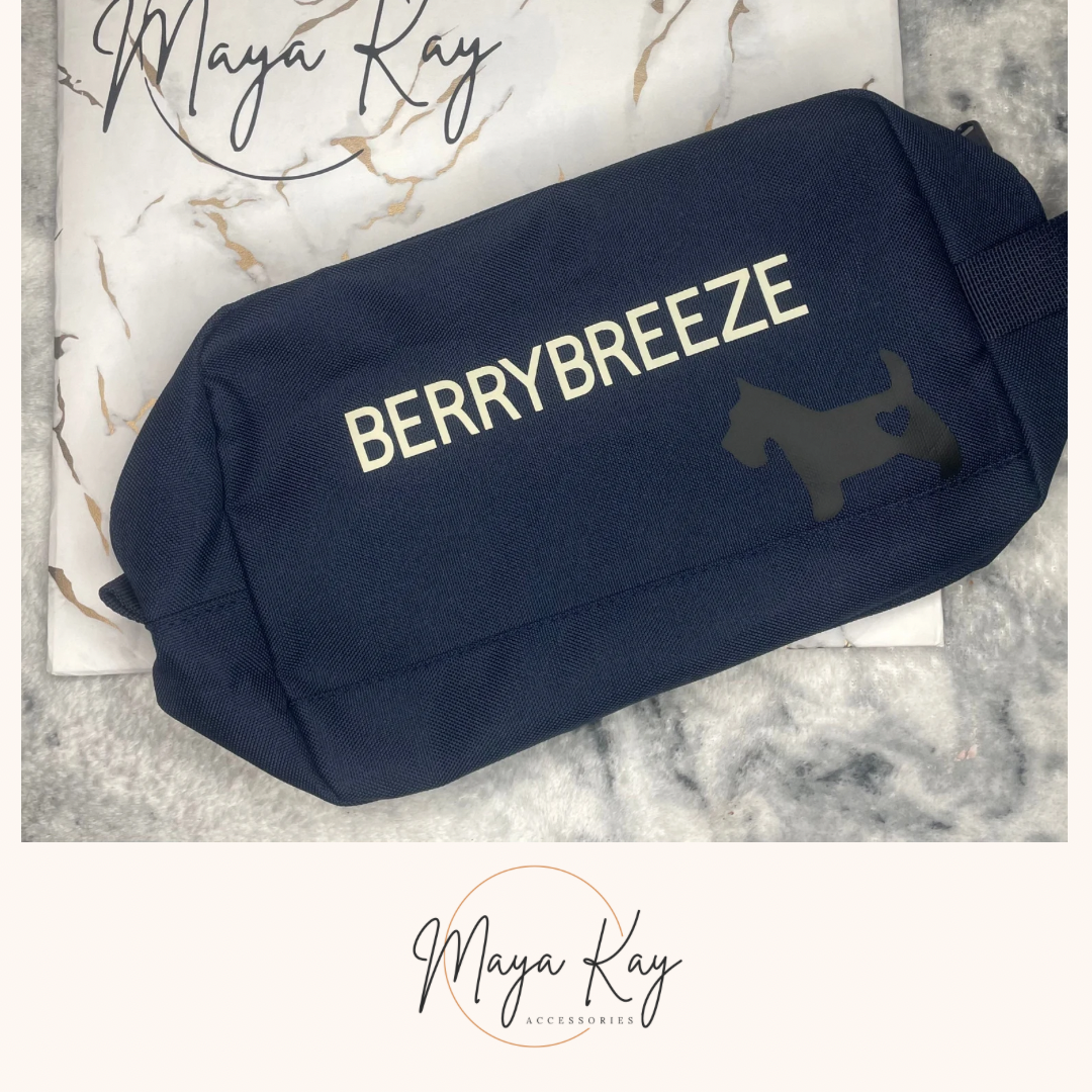 NAVY RECYCLED WASHBAG